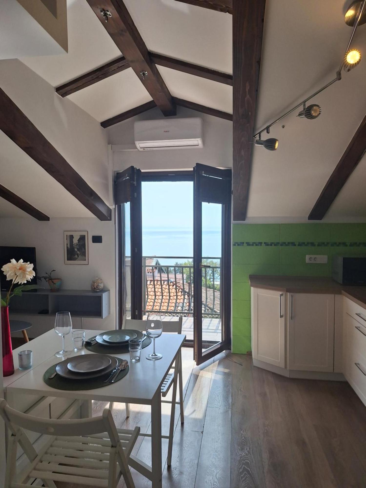Fenix - Stunning View, Great Location & Free Parking Lejlighed Opatija Eksteriør billede